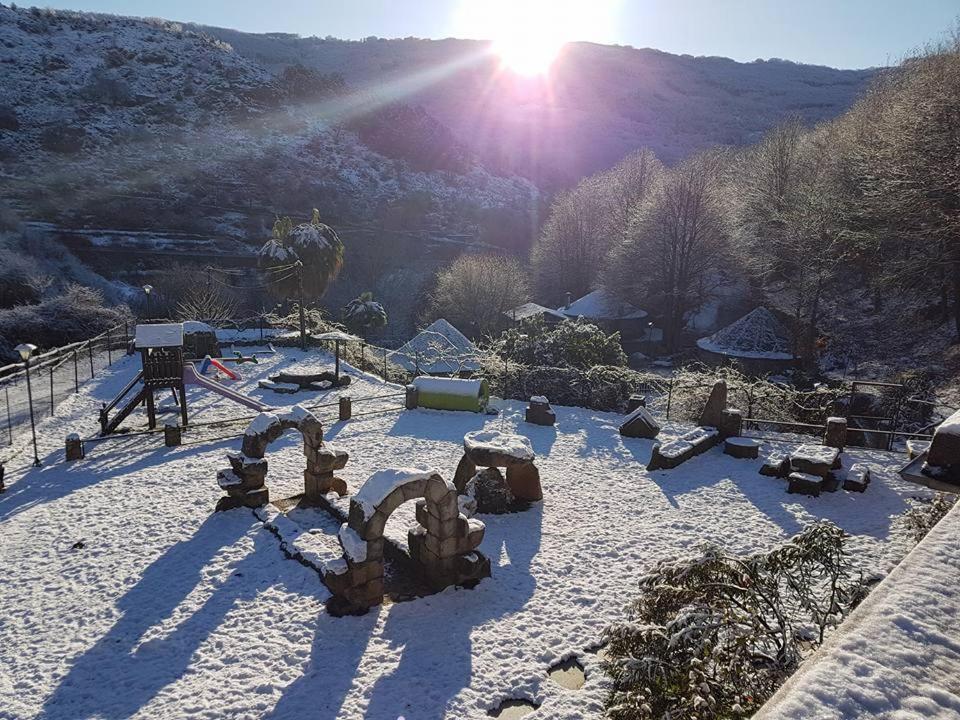 באניוס דה מונטמאיור Apartamentos Rurales El Solitario מראה חיצוני תמונה