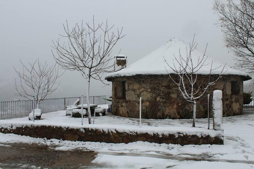 באניוס דה מונטמאיור Apartamentos Rurales El Solitario מראה חיצוני תמונה